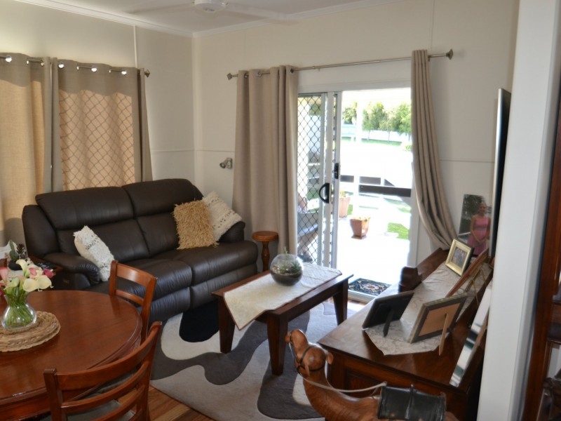 37 Livingstone st, Bowen QLD 4805