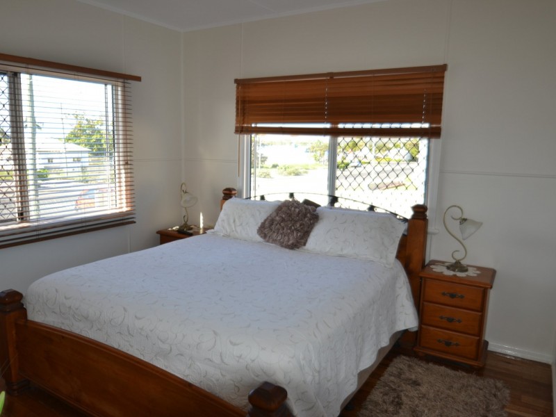 37 Livingstone st, Bowen QLD 4805