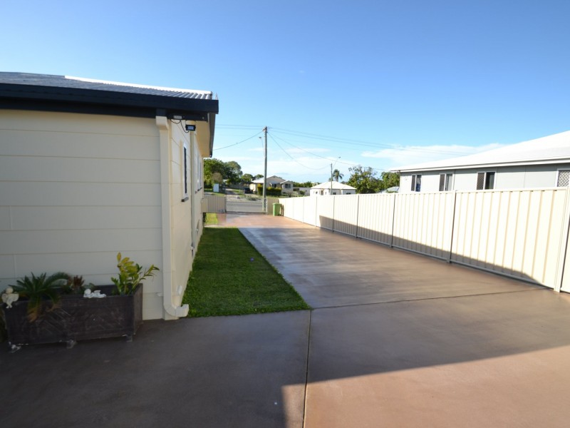 37 Livingstone st, Bowen QLD 4805