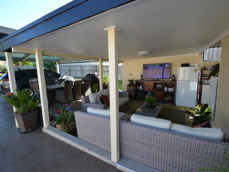 37 Livingstone st, Bowen QLD 4805