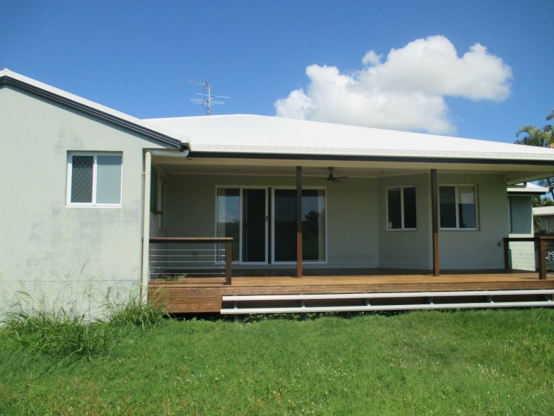 21 Hillview Place, Bowen QLD 4805