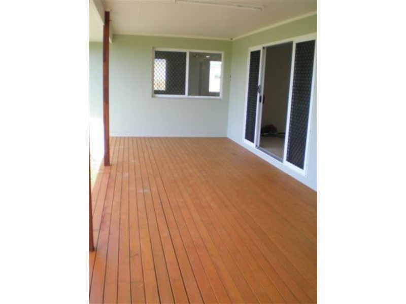 21 Hillview Place, Bowen QLD 4805