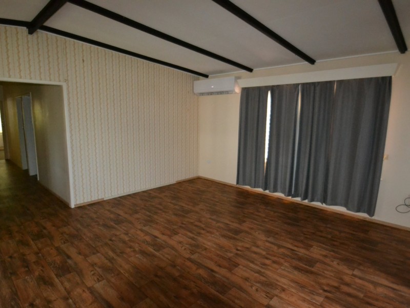 15 Casuarina St, Bowen QLD 4805