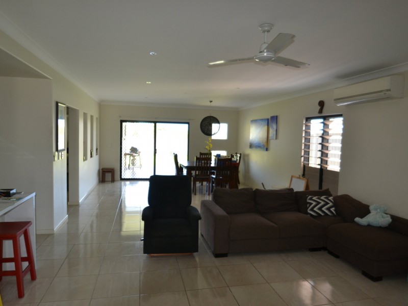 6 Banks Drive, Bowen QLD 4805