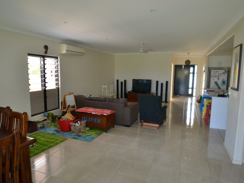 6 Banks Drive, Bowen QLD 4805