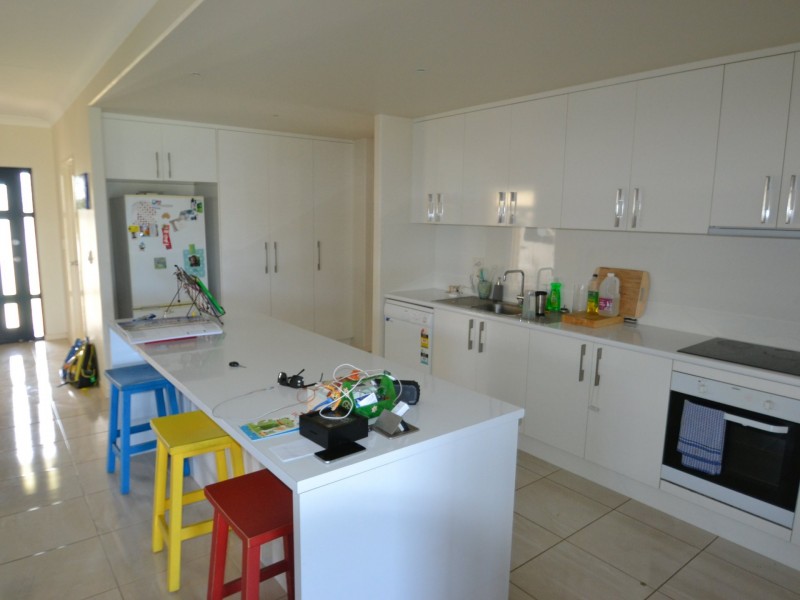 6 Banks Drive, Bowen QLD 4805