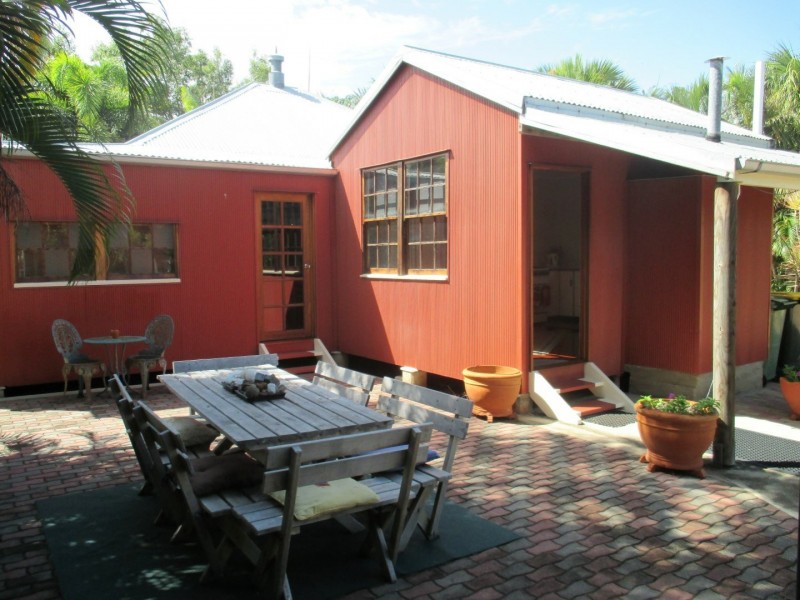 116 Powell Street, Bowen QLD 4805