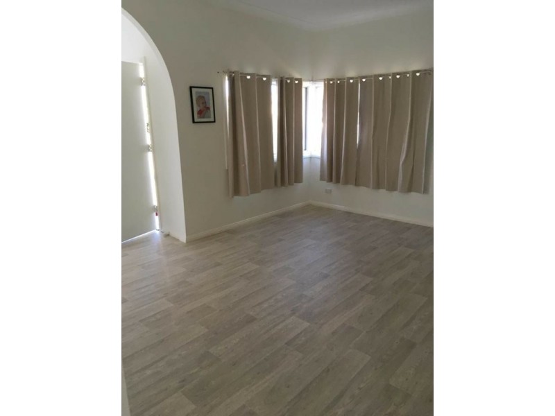 9 Belgravia Road, Bowen QLD 4805