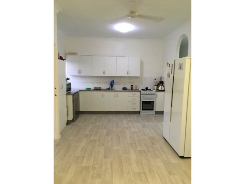 9 Belgravia Road, Bowen QLD 4805