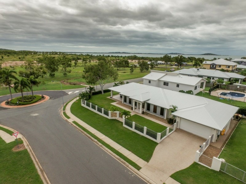 1 Fairway Drive, Bowen QLD 4805