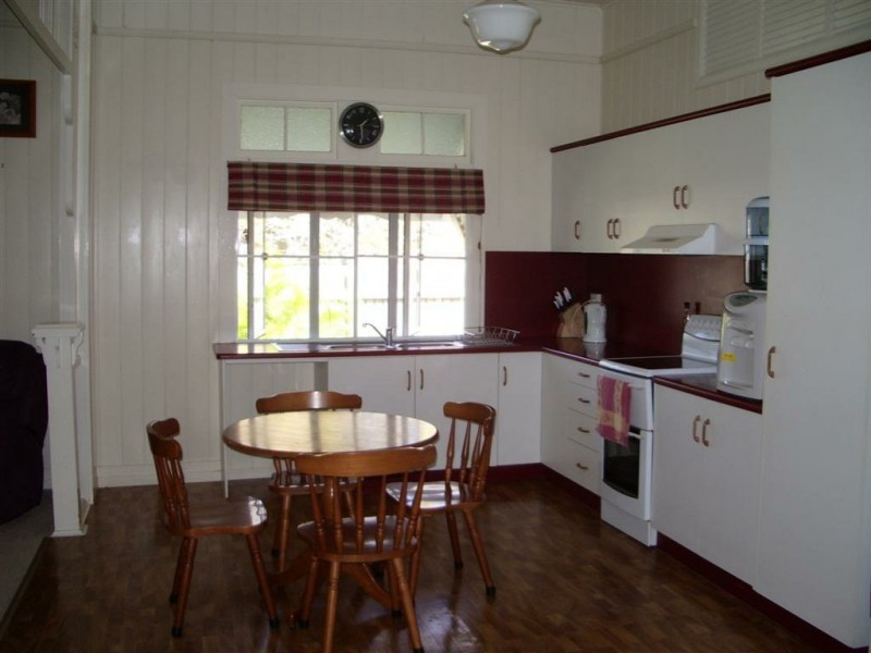 2/26 Reynolds Street, Bowen QLD 4805