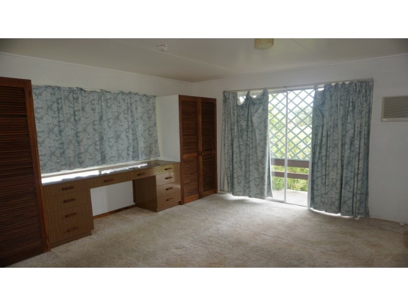 24 Field Street, Bowen QLD 4805