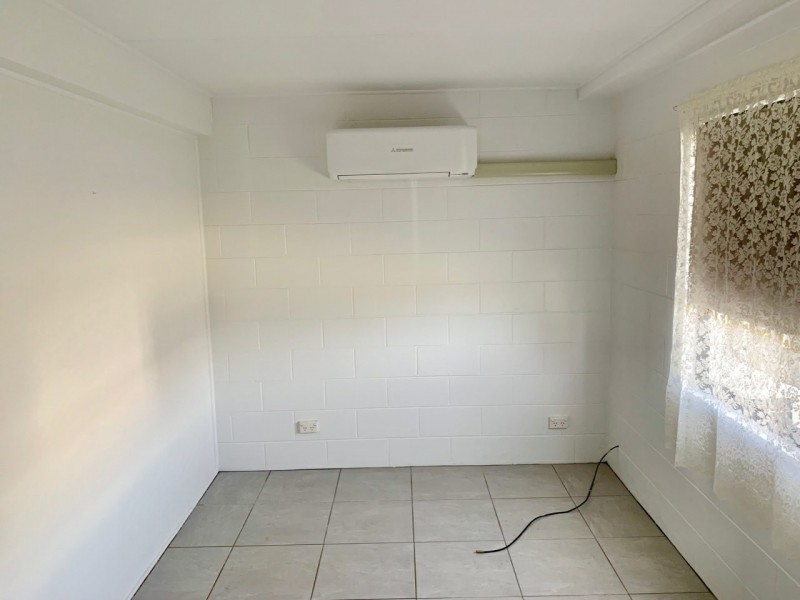 12 Wentworth St, Bowen QLD 4805