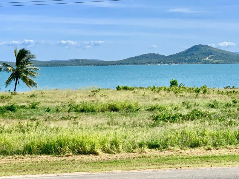 12 Wentworth St, Bowen QLD 4805