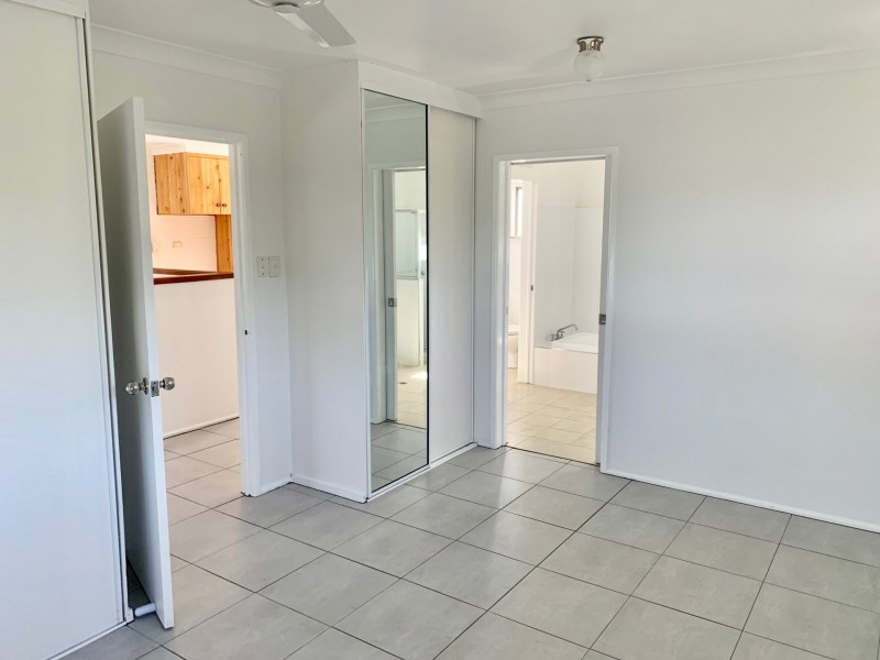 12 Wentworth St, Bowen QLD 4805