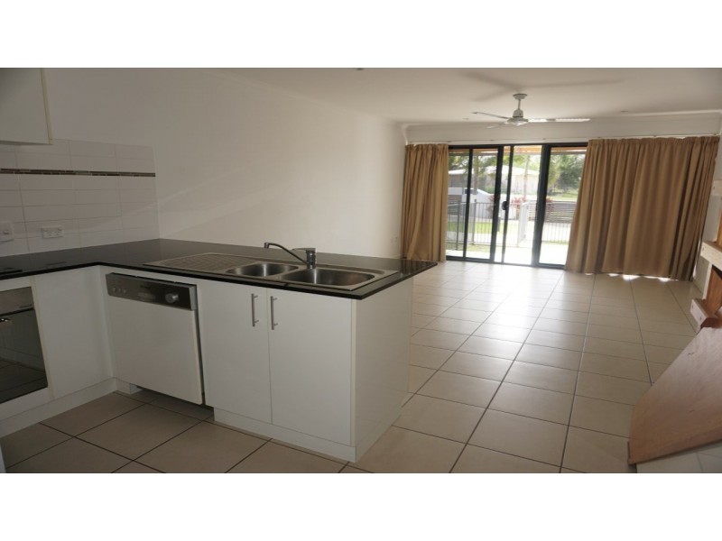 6/74A Powell Street, Bowen QLD 4805