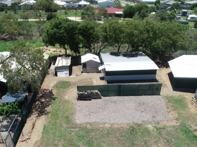 9 Eyles Rd, Bowen QLD 4805