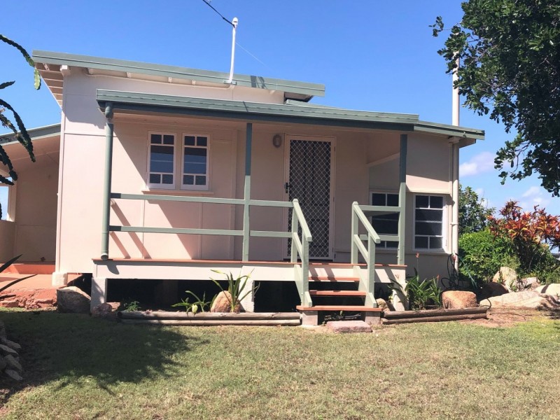 85 Williams Street, Bowen QLD 4805
