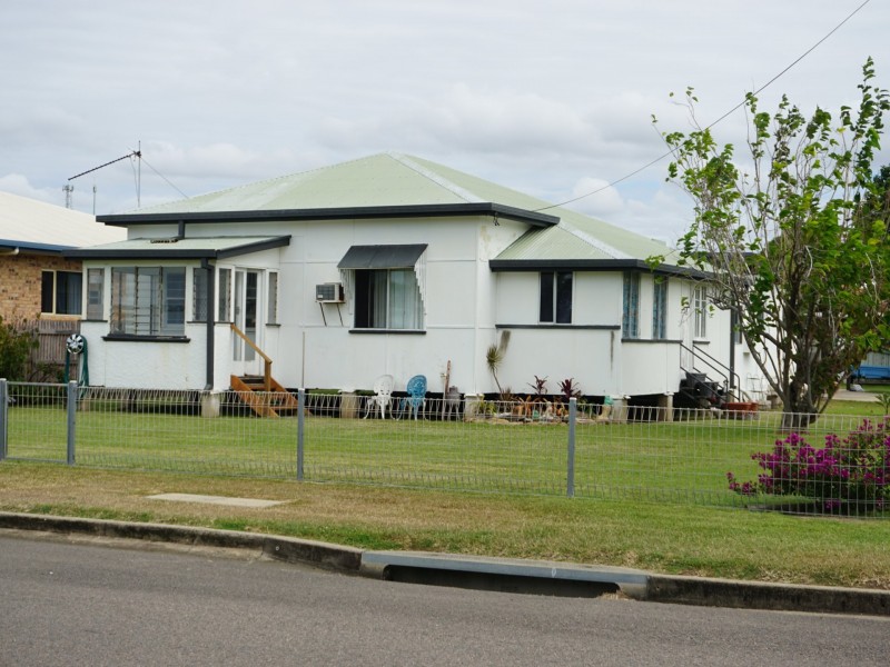 19 Murroona Street, Bowen QLD 4805