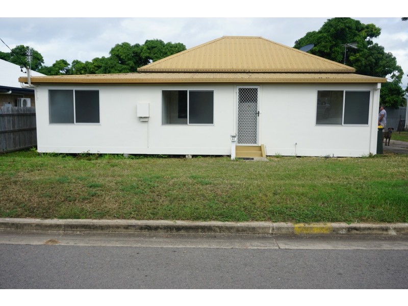 67 George Street, Bowen QLD 4805
