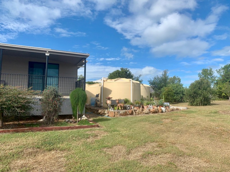 92 Drays Rd, Bowen QLD 4805
