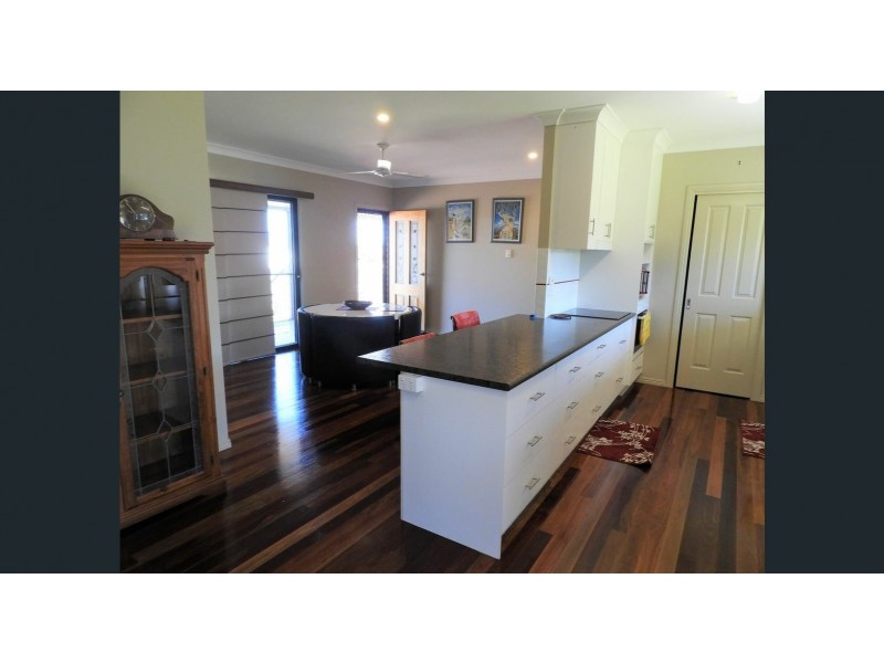 92 Drays Rd, Bowen QLD 4805
