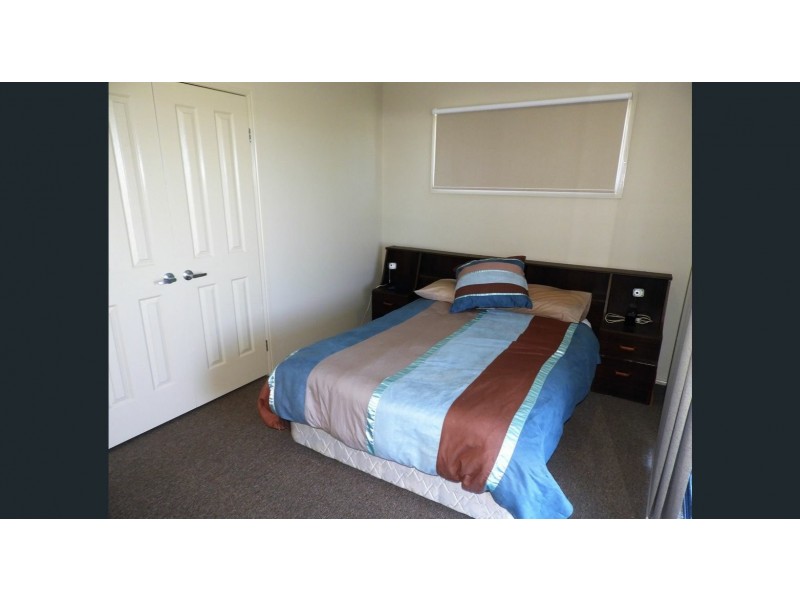 92 Drays Rd, Bowen QLD 4805