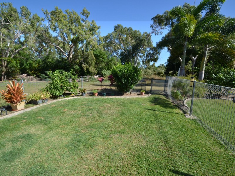 175 Strickland St, Bowen QLD 4805