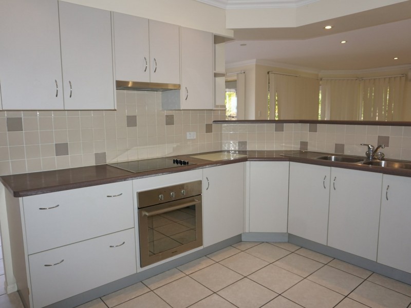 17 Marine Parade, Bowen QLD 4805