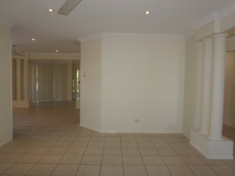 17 Marine Parade, Bowen QLD 4805