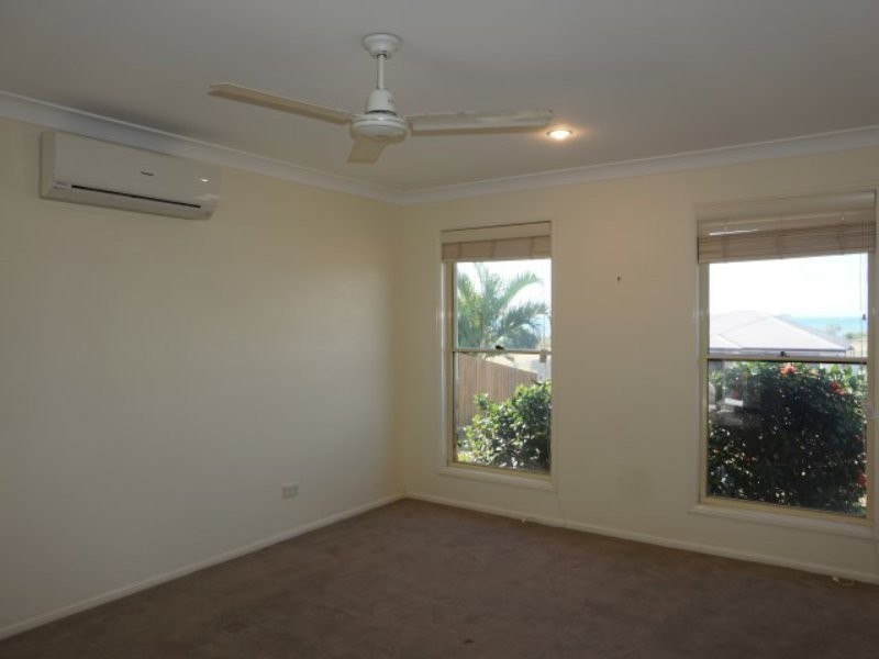 17 Marine Parade, Bowen QLD 4805