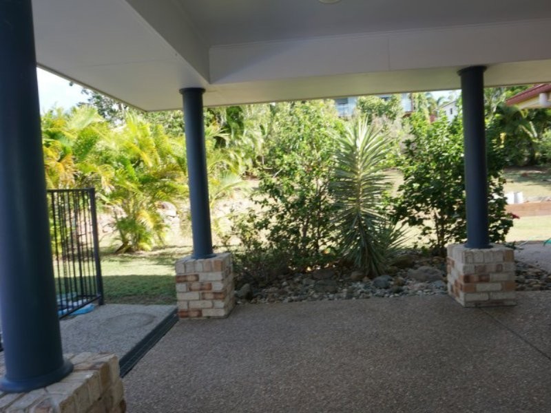 17 Marine Parade, Bowen QLD 4805