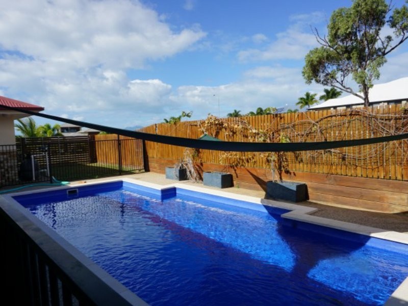 17 Marine Parade, Bowen QLD 4805