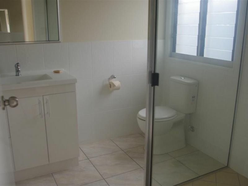 33 Herbert st, Bowen QLD 4805