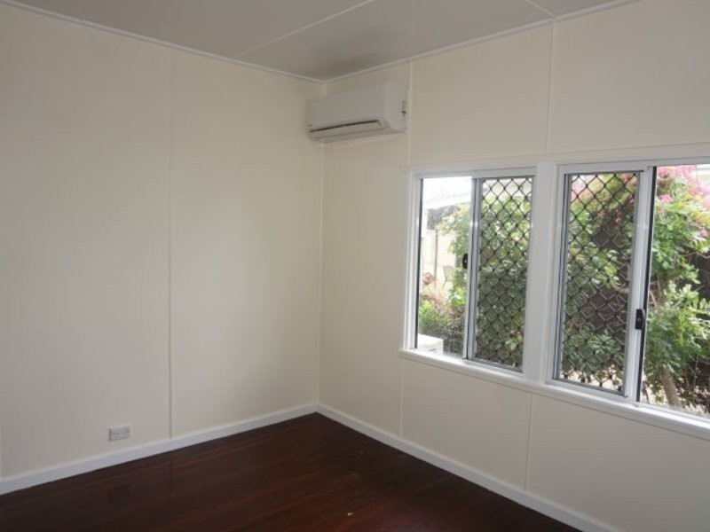 20 Gilbert Street, Bowen QLD 4805