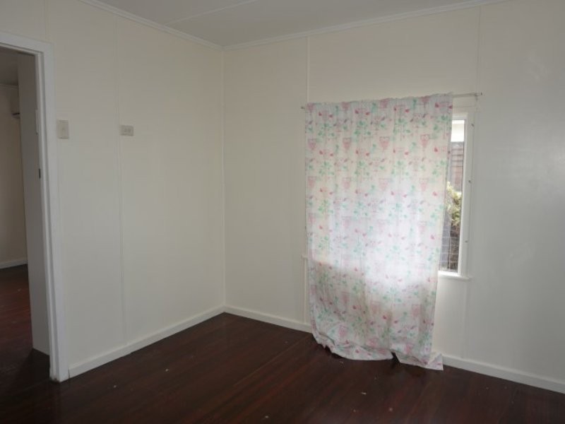 20 Gilbert Street, Bowen QLD 4805