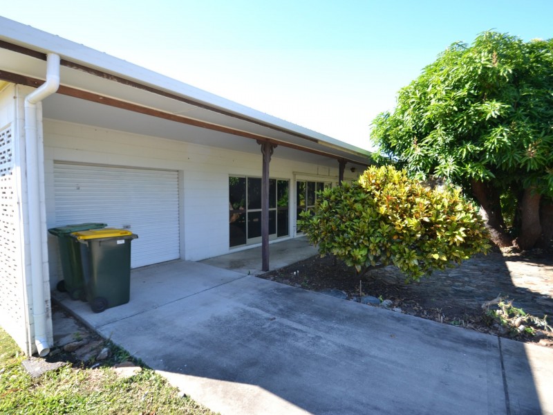 16 Creek st, Bowen QLD 4805