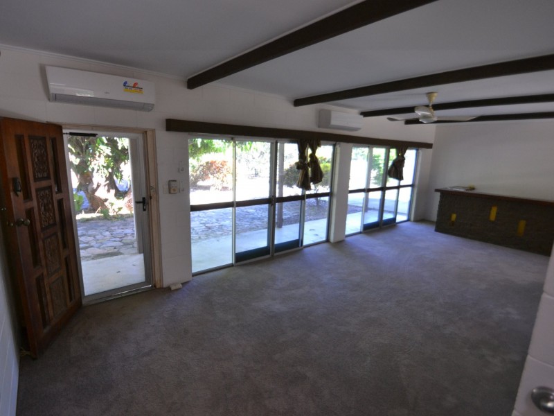 16 Creek st, Bowen QLD 4805