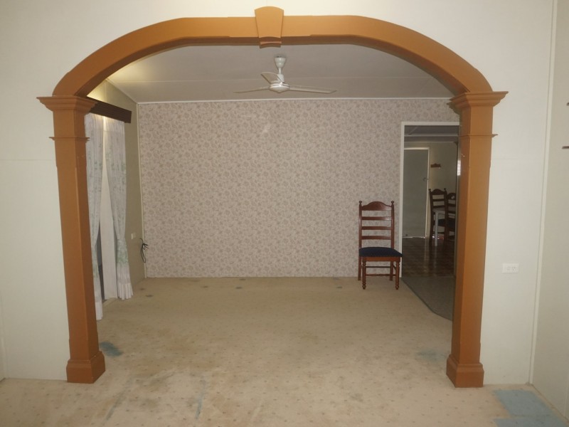 27 Kennedy Street, Bowen QLD 4805