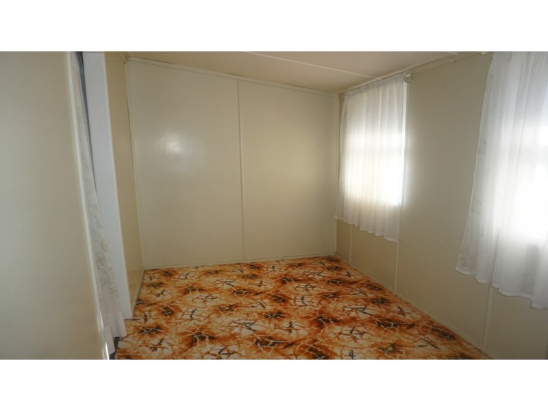 27 Kennedy Street, Bowen QLD 4805