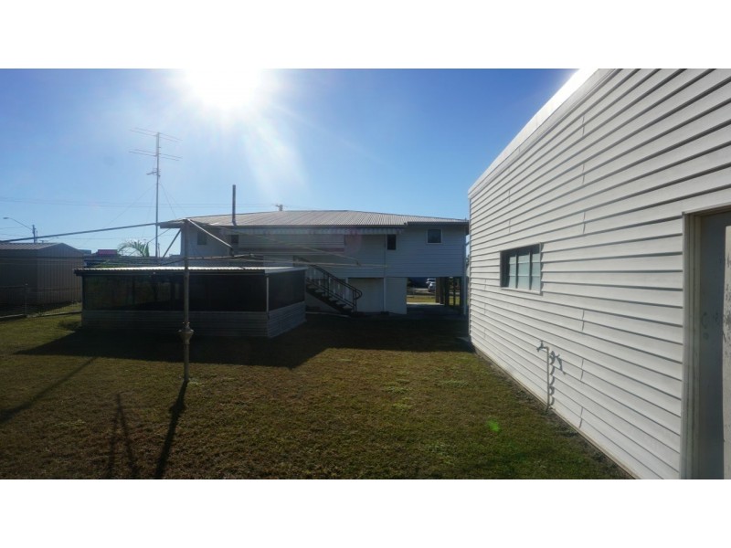 27 Kennedy Street, Bowen QLD 4805