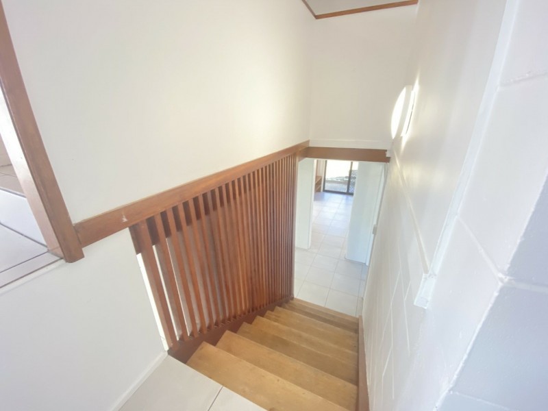 12 Wentworth Street, Bowen QLD 4805