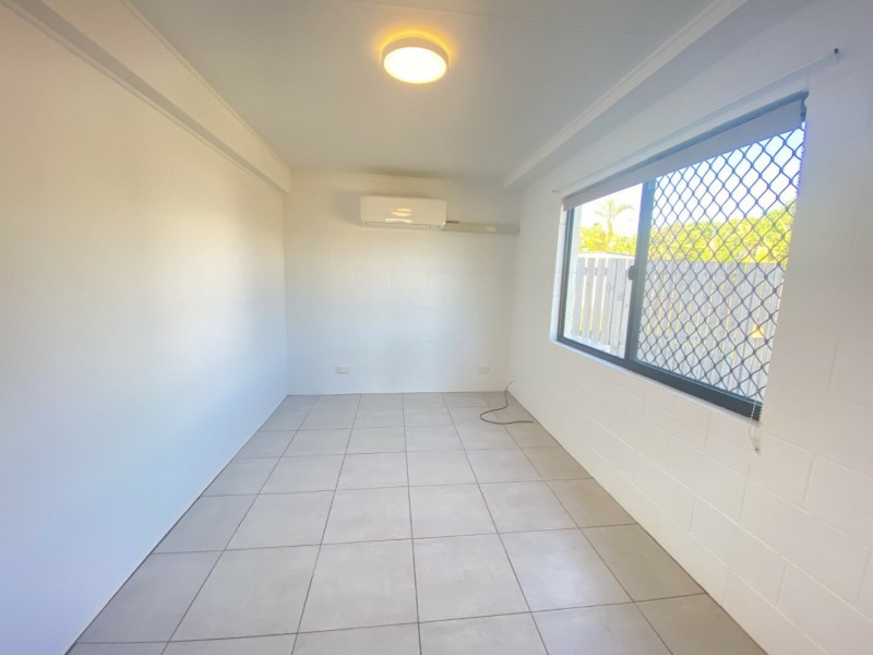 12 Wentworth Street, Bowen QLD 4805