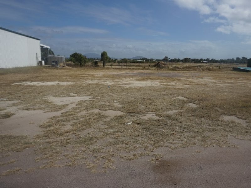 63 -65 West Street, Bowen QLD 4805