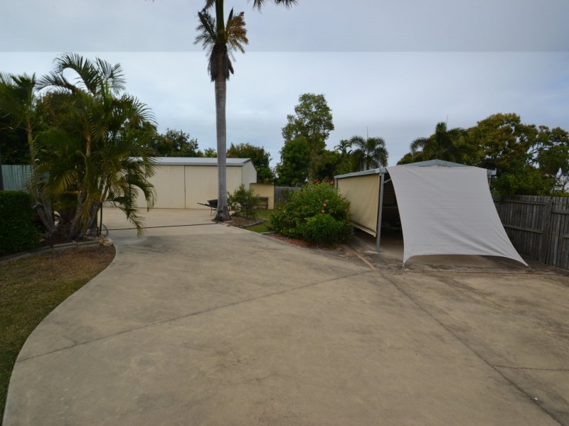 15 Livingstone St, Bowen QLD 4805