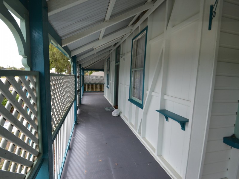 15 Livingstone St, Bowen QLD 4805