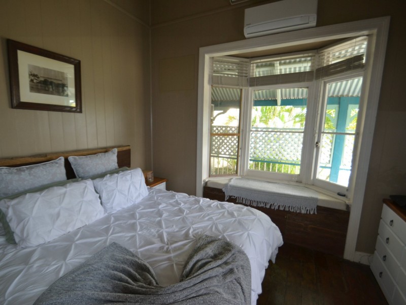 15 Livingstone St, Bowen QLD 4805