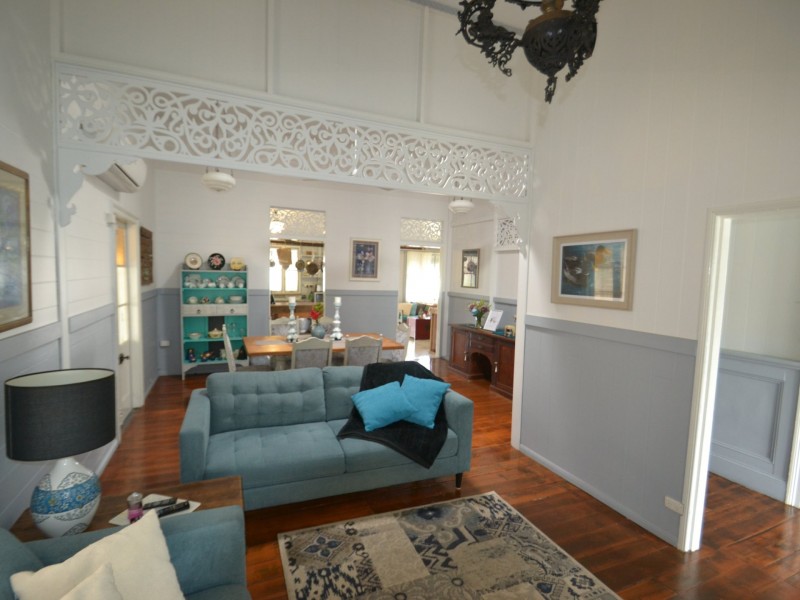 15 Livingstone St, Bowen QLD 4805