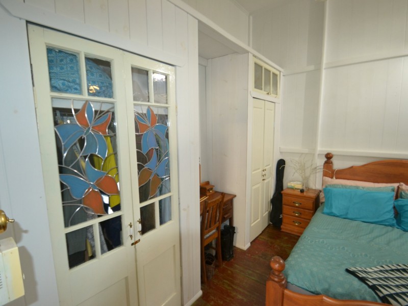 15 Livingstone St, Bowen QLD 4805