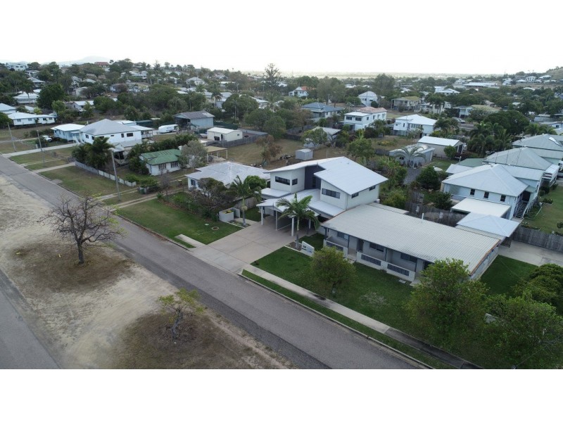 52 Poole Street, Bowen QLD 4805
